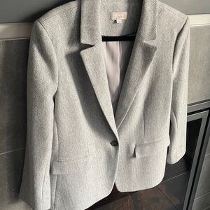 Women's light gray blazer
